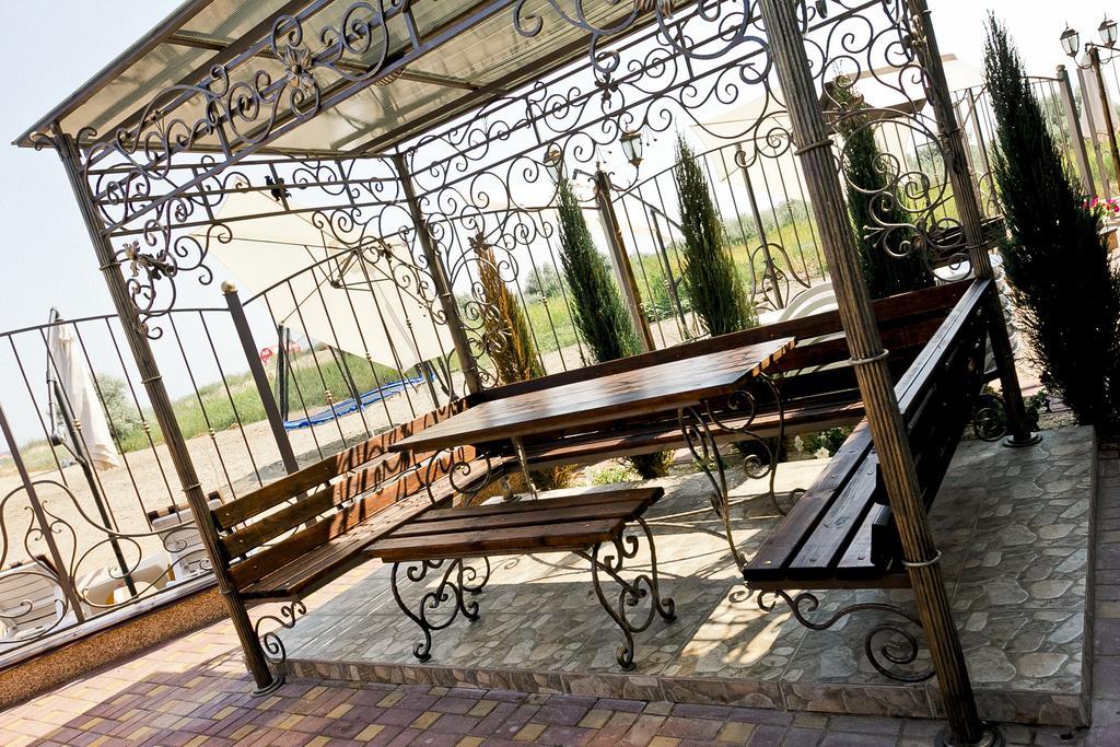 Villa Vi-Ta Zatoka Esterno foto